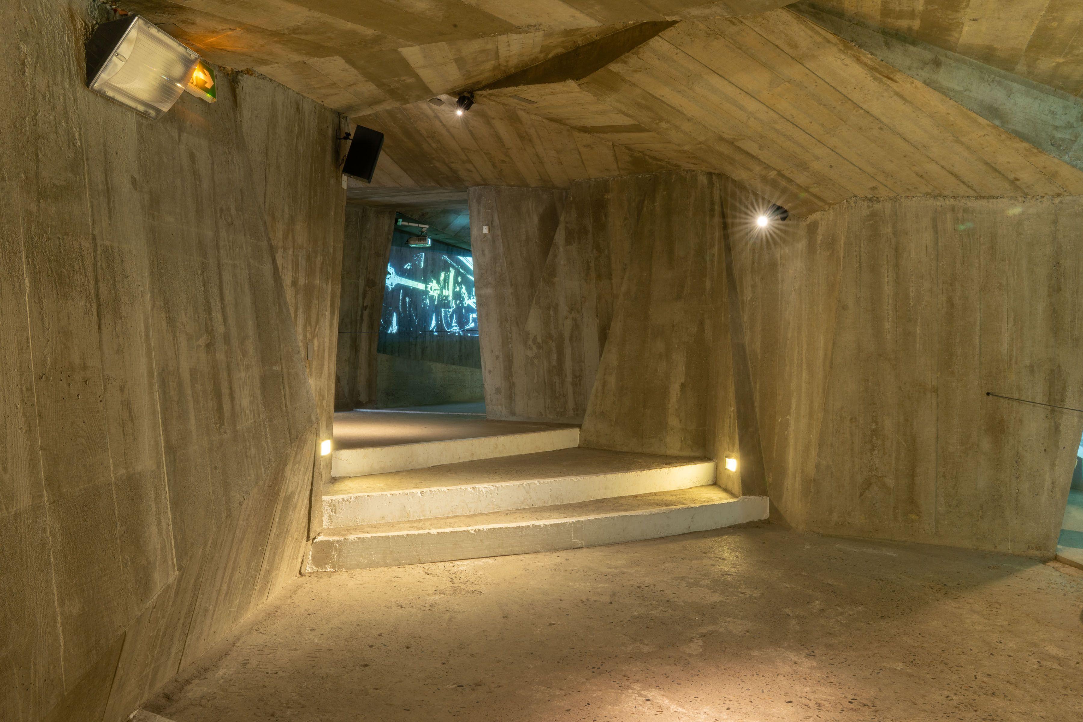 intérieur Monument à la Gloire de la Résistance
